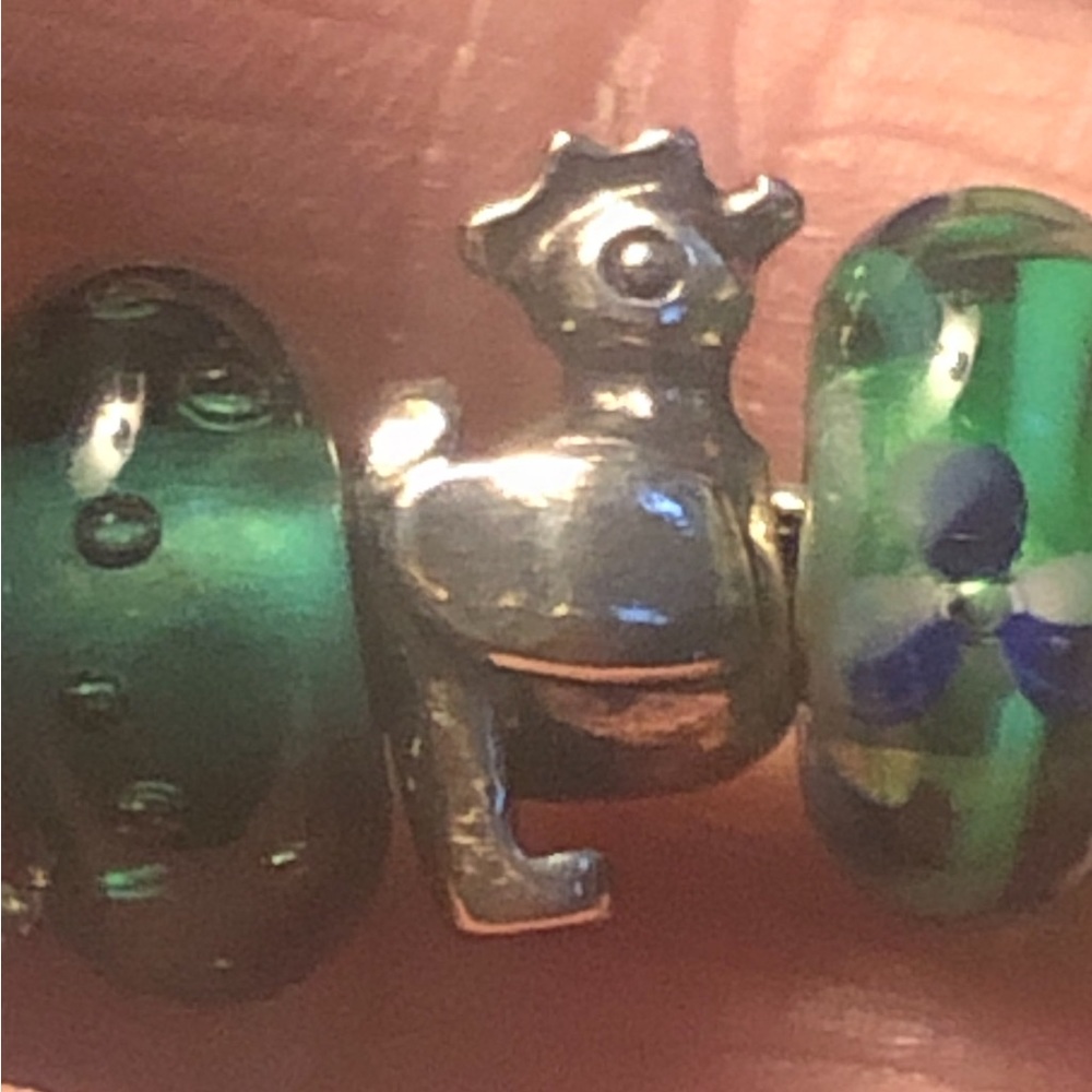 Trollbeads Bracelet,Original Box, Approx 7”, 17 Charms/Beads Excellent Condition - Picture 11 of 15